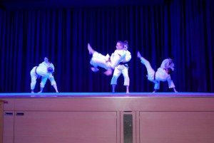 10350528_792015220892097_725429303614440765_n